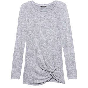 Banana Republic Gray Twist Front shirt